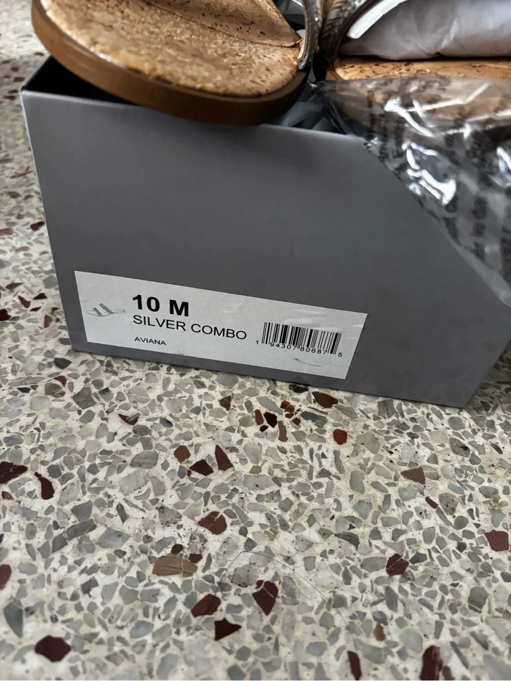 Nib JLO Jennifer Lopez Halil sandals size 10